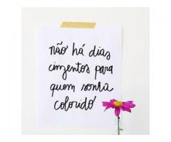 Procuro amizade.... e se der em colorida...porque não?