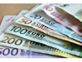 Amiga para sexo - ofereço ajuda em €€